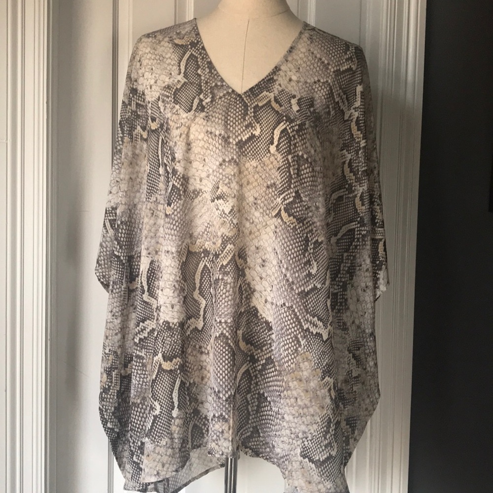 SMYM Python Print Tunic Medium NWT